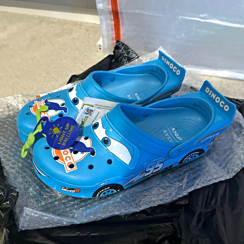 Dinoco lightning mcqueen - dinoco,